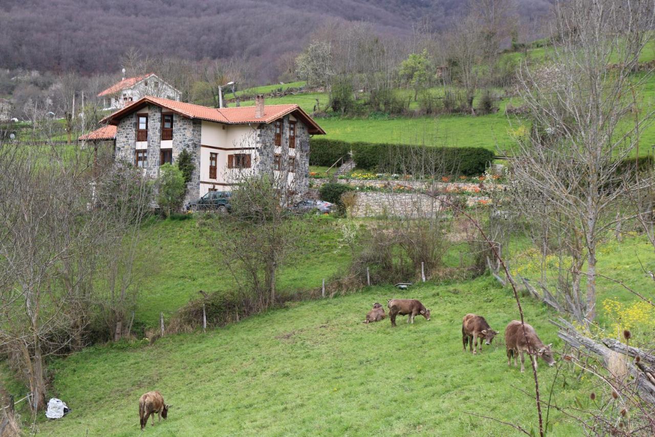 Penzion Casa Carielda Pembes Exteriér fotografie