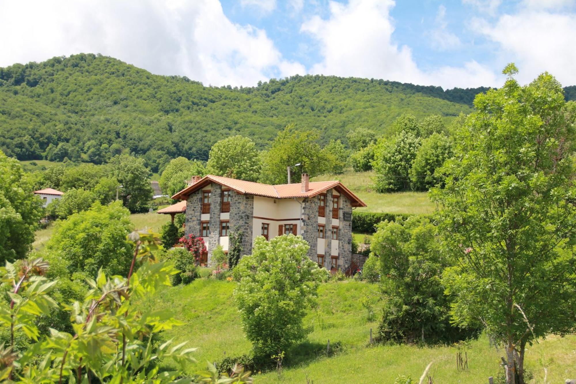 Penzion Casa Carielda Pembes Exteriér fotografie